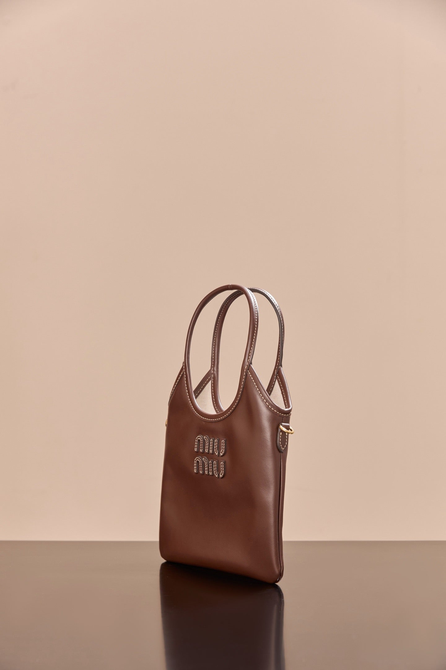 미우미우 아이비백 미니 (다크 브라운)