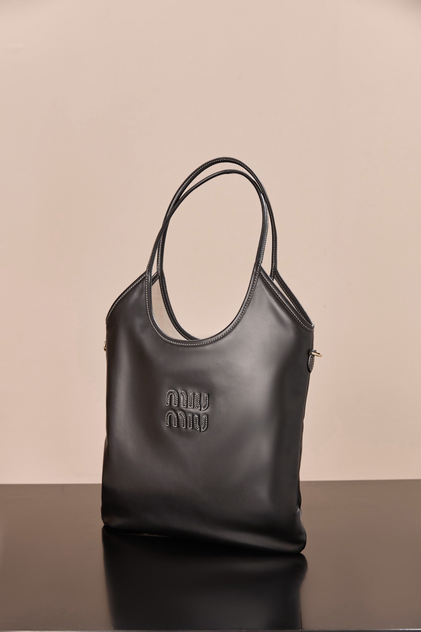 미우미우 아이비백 레귤러