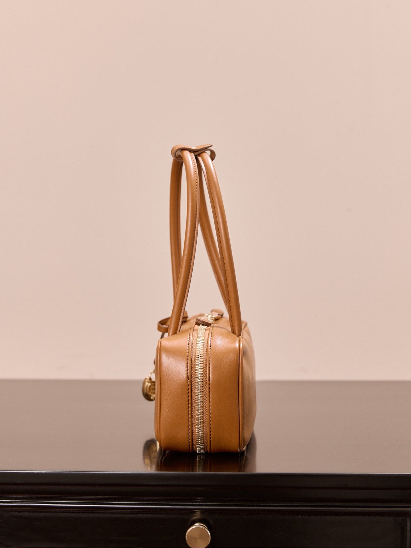 미우미우 가죽 보 백 스몰 (브라운)