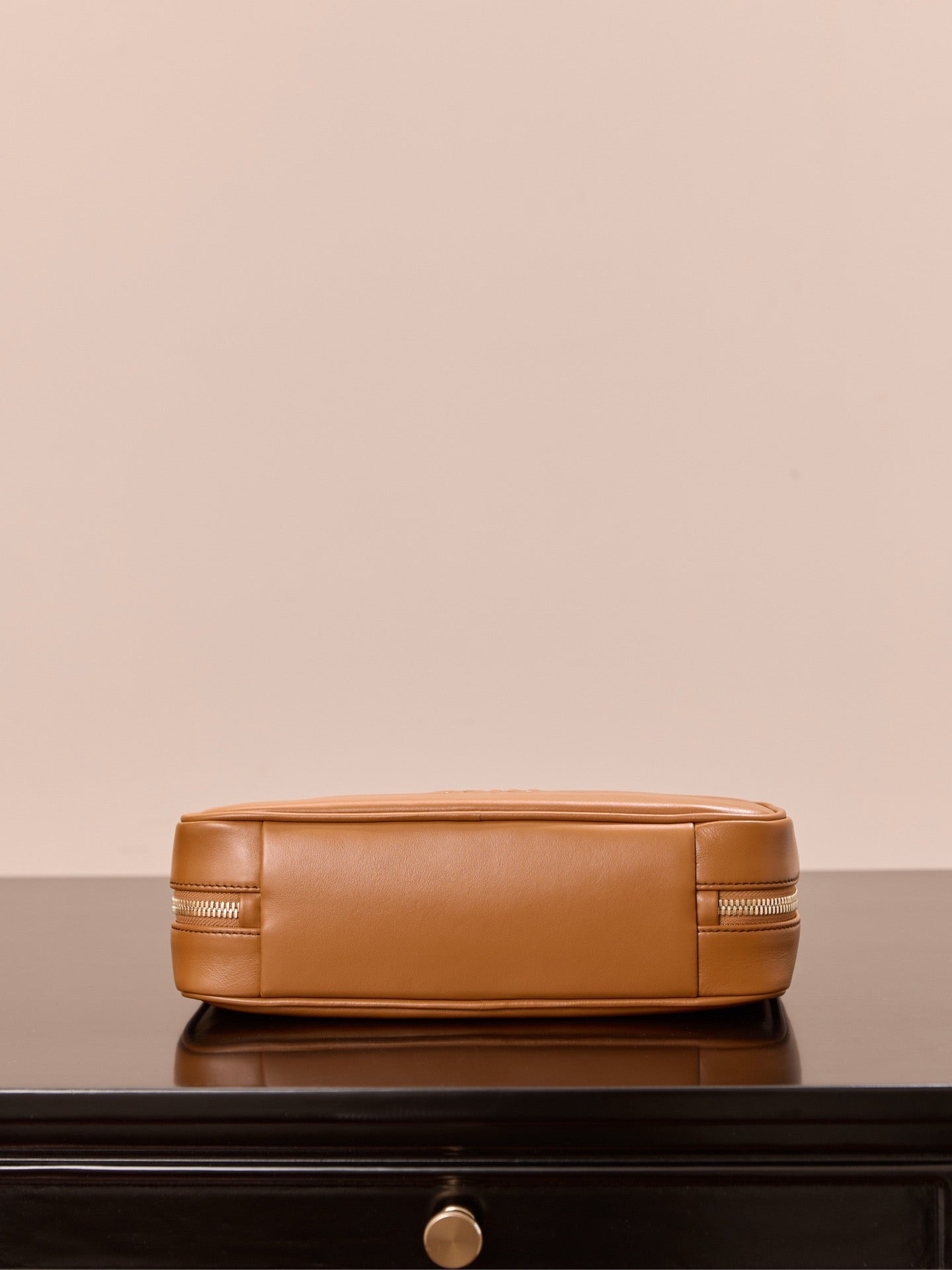 미우미우 가죽 보 백 스몰 (브라운)