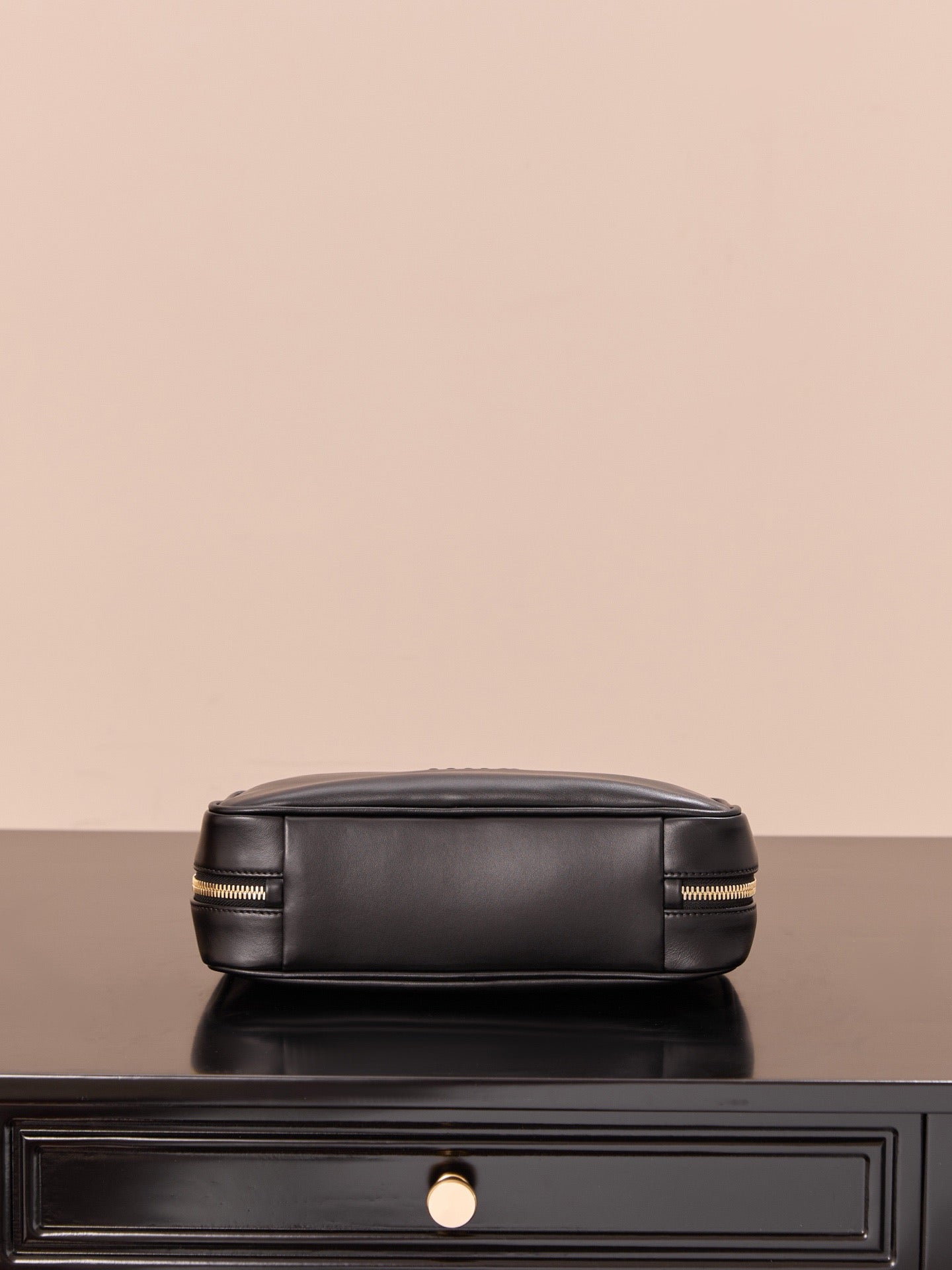 미우미우 가죽 보 백 스몰