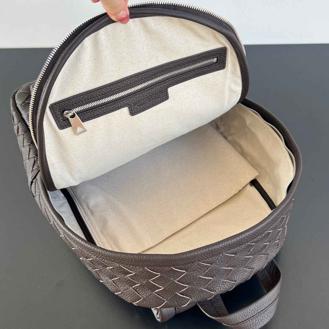 보테가 베네타 인트레치아토 백팩