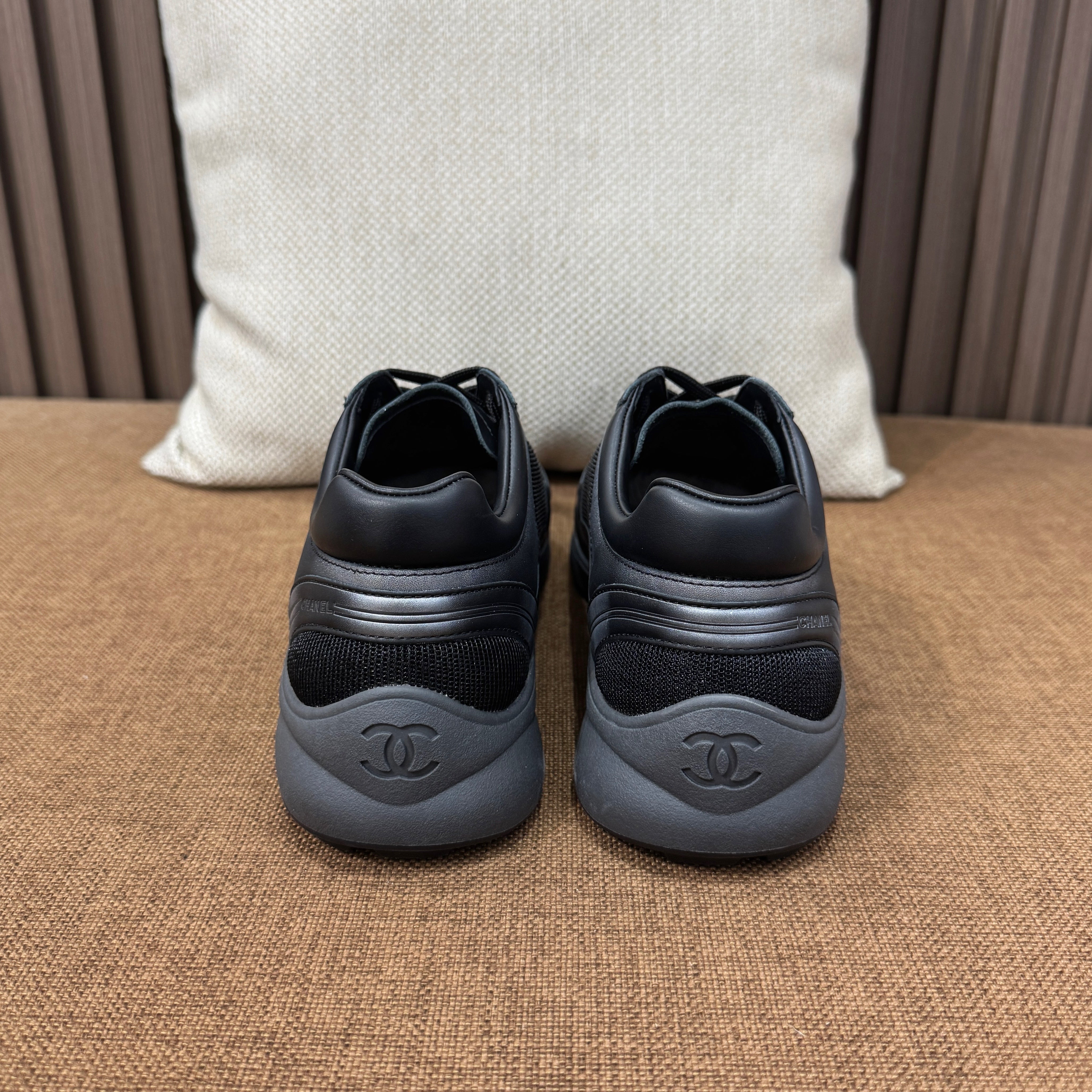 C 25c 크루즈 스웨이드 스니커즈