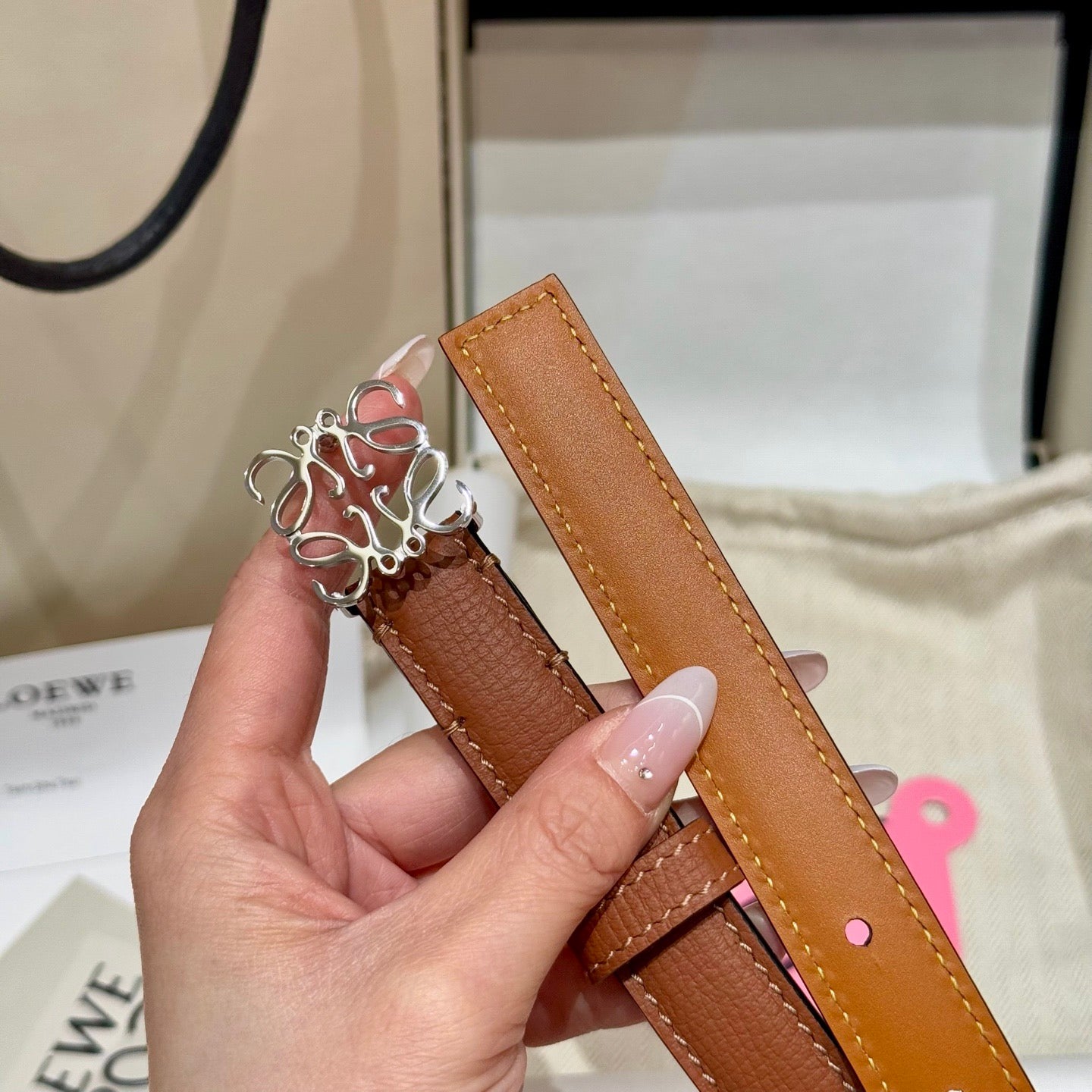 로에베 여성 벨트 1