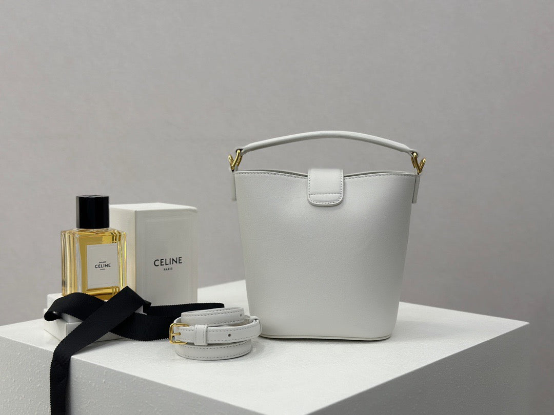 CEL 루이즈 버킷백 미니