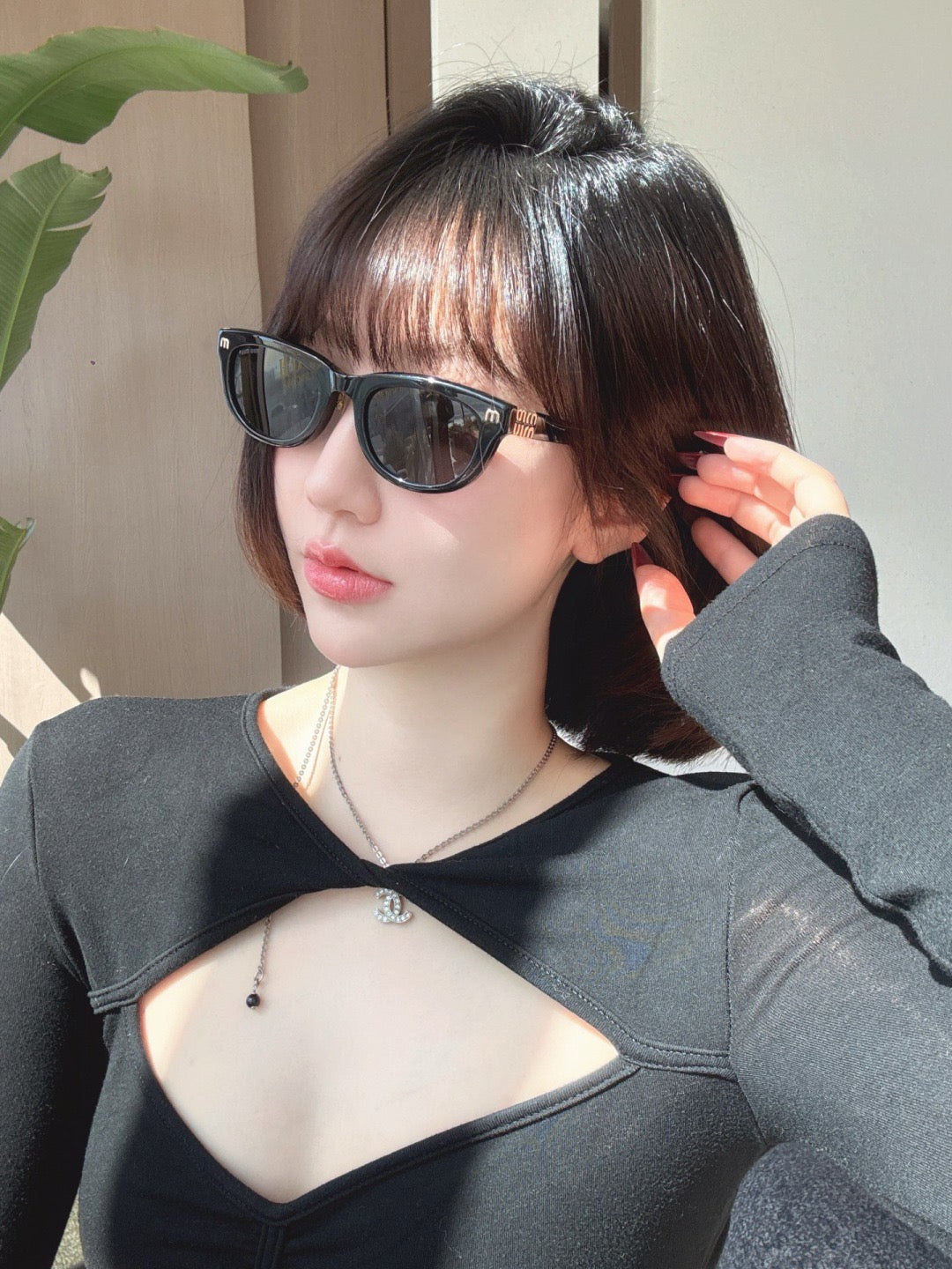 미우미우 선글라스 VMU80S