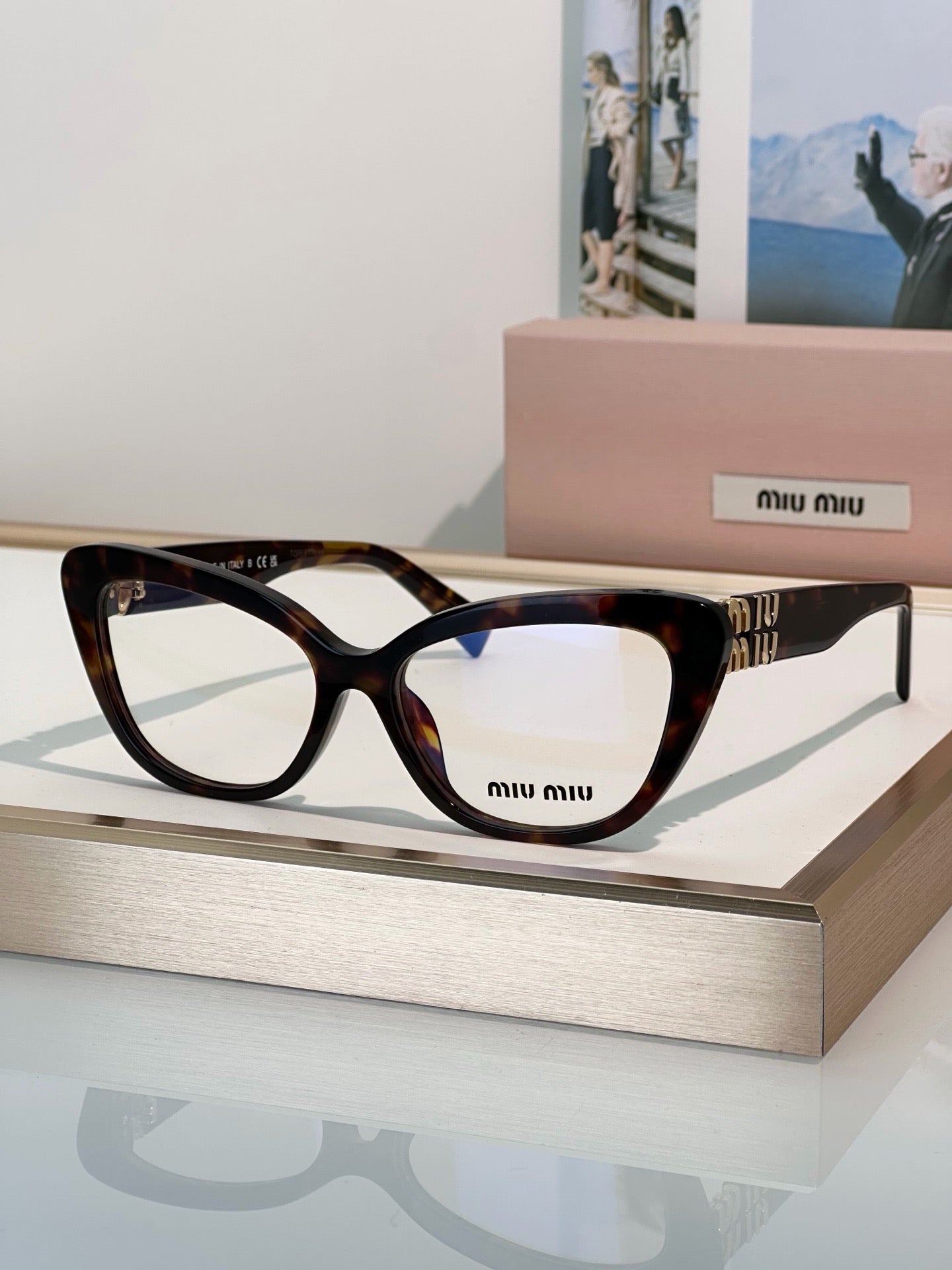 미우미우 안경 MU05XV