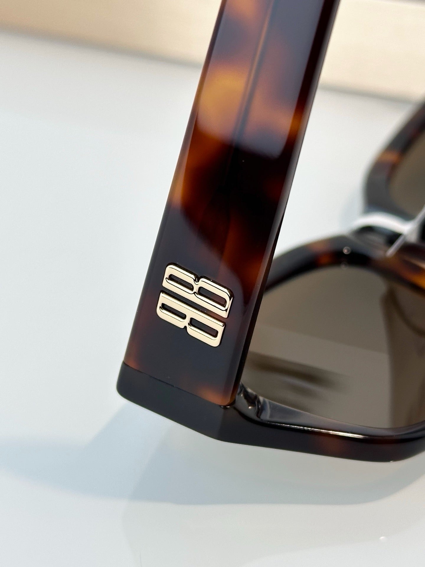 발렌시아가 선글라스 BB0480SK