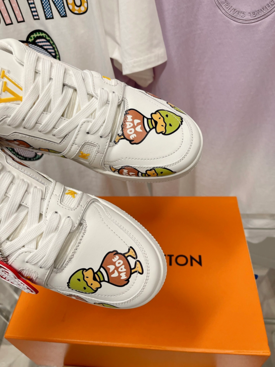 루이비통 니고 LV 트레이너 스니커즈 화이트