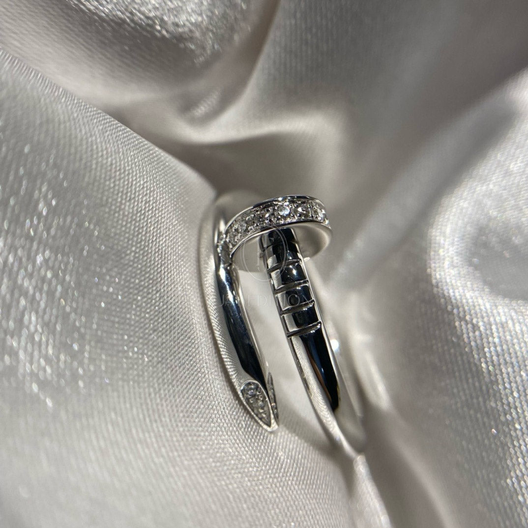 까르띠에 앵끌루 링 클래식 (18K)