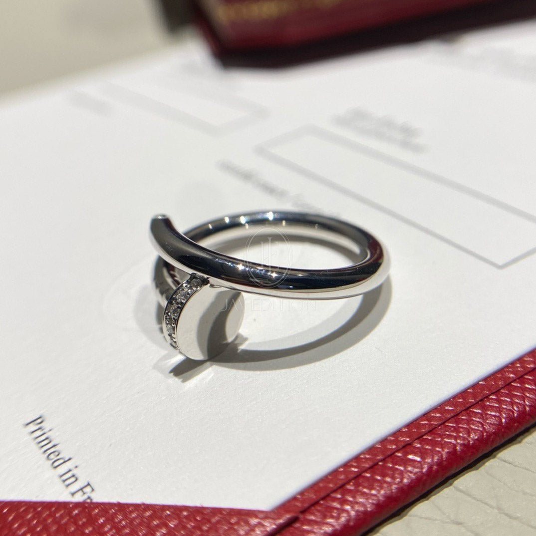 까르띠에 앵끌루 링 클래식 (18K)