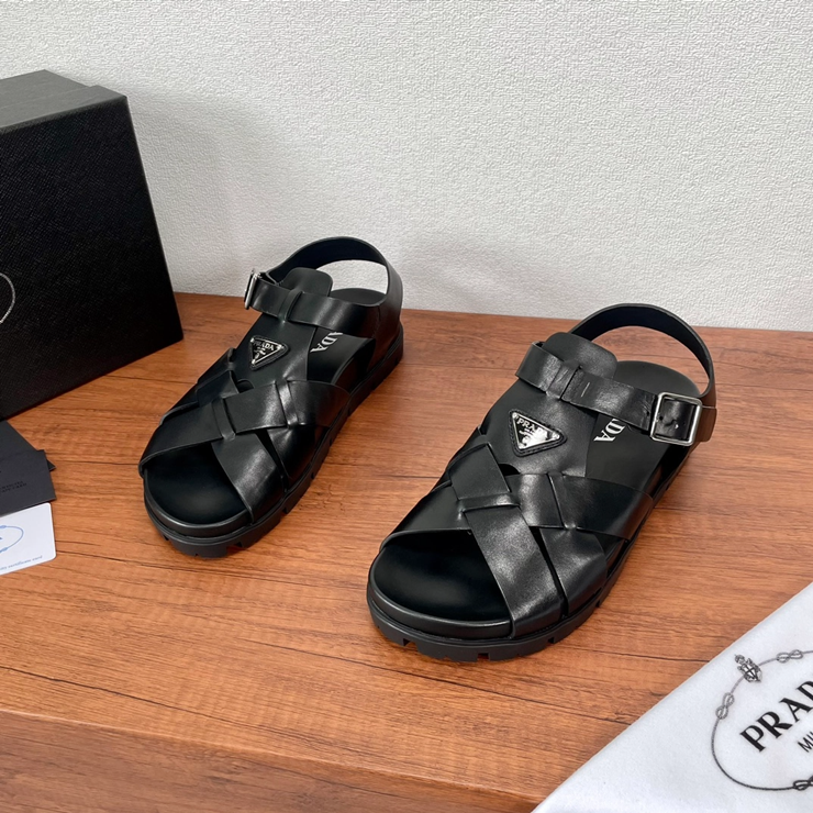 프라다 크리스크로스 러버 샌들