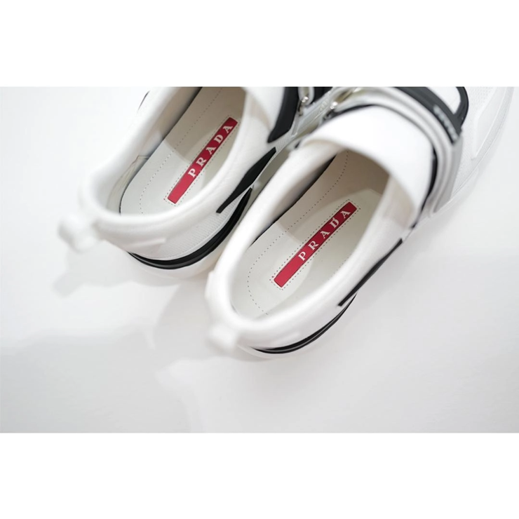 프라다 클라우드버스트 스니커즈