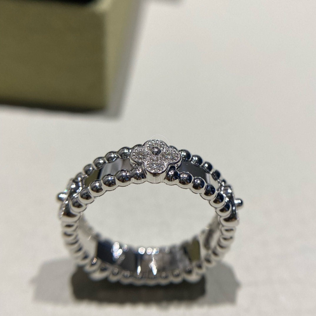 반클리프 뻬를리 클로버 스위트 링 (18K)