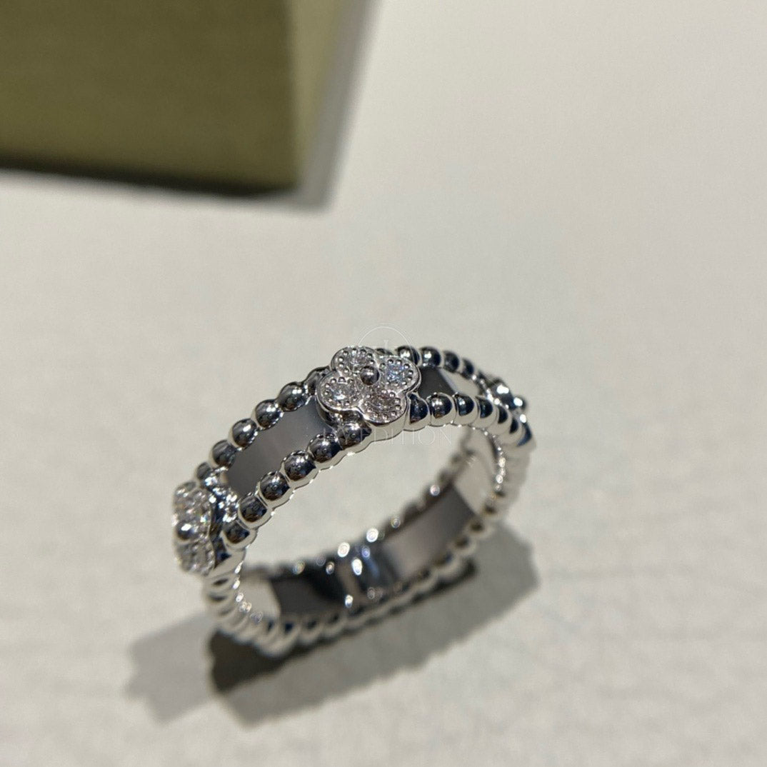 반클리프 뻬를리 클로버 스위트 링 (18K)