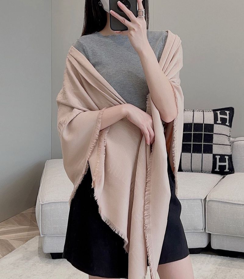 디올 스카프