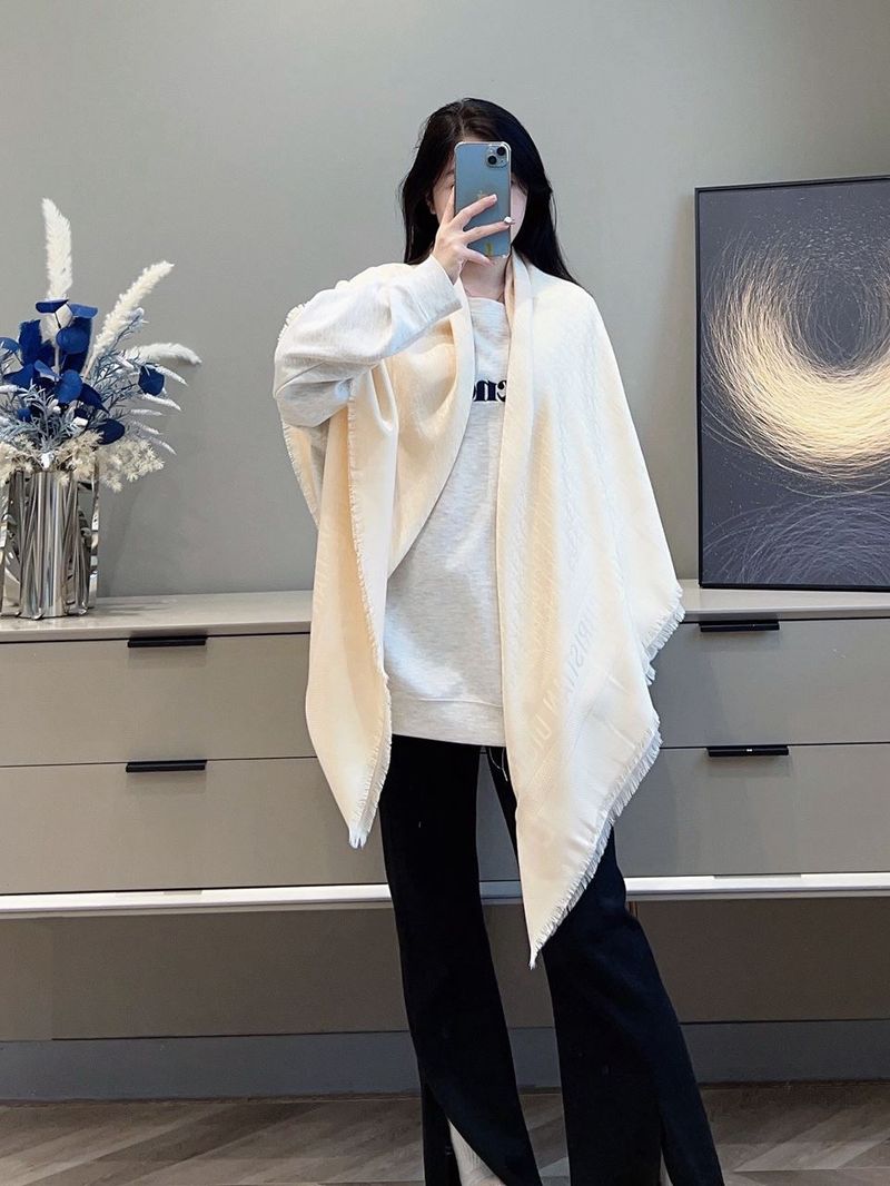 디올 스카프