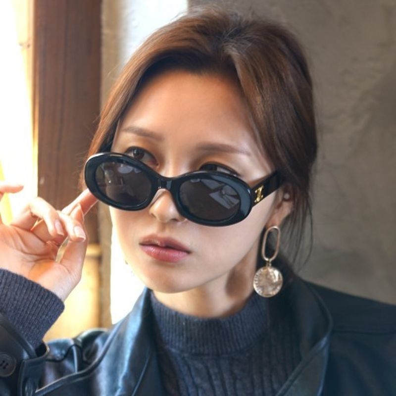 셀린느 선글라스 CL40194U (트리오페 01 오벌)