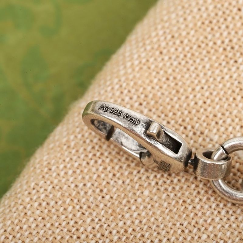 구찌 인터로킹 실버 팔찌