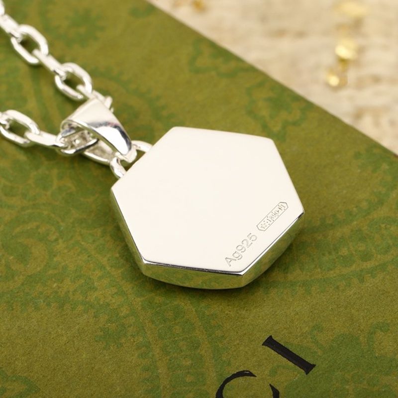 구찌 트레이드 마크 목걸이