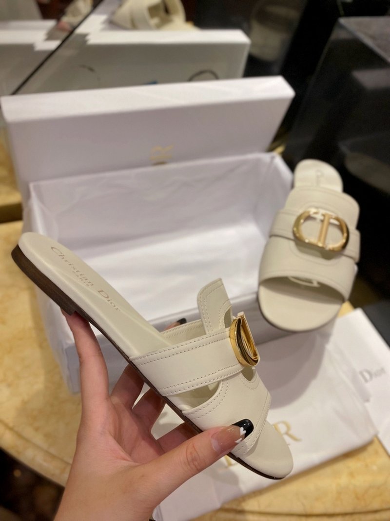 디올 30 몽테인 뮬