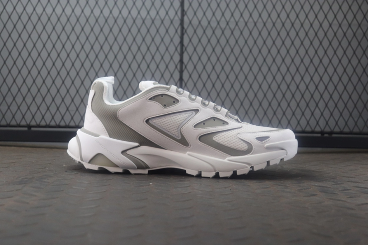 루이비통 러너 태틱 스니커즈