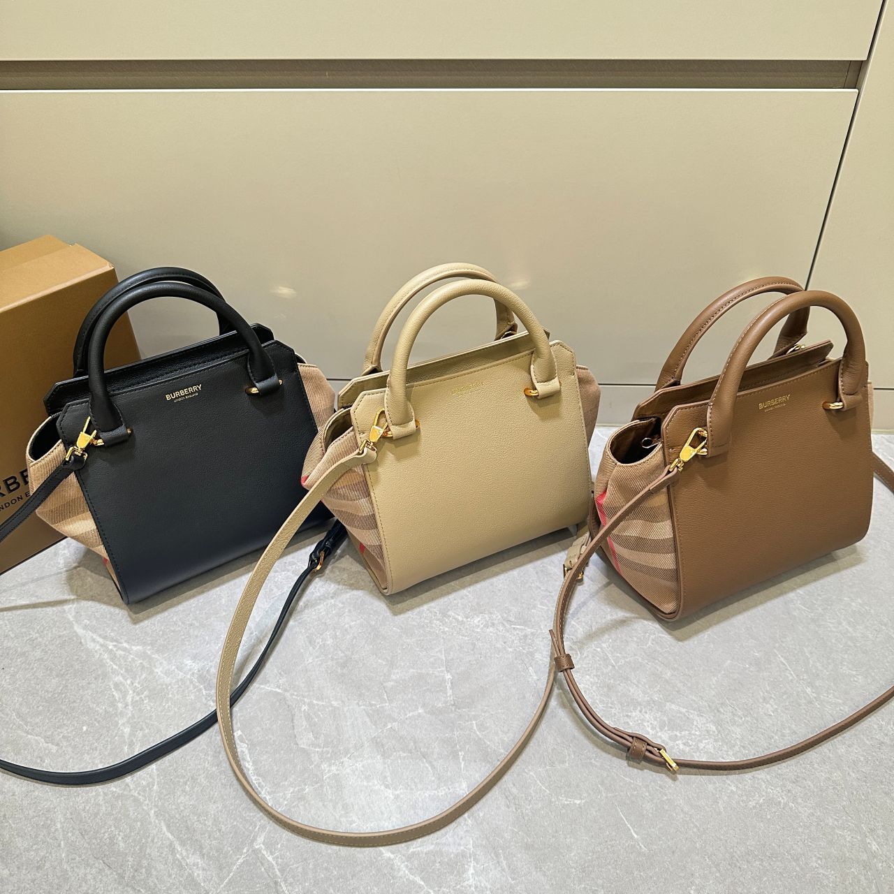 버버리 밴웰 하으스 체크 미니 백