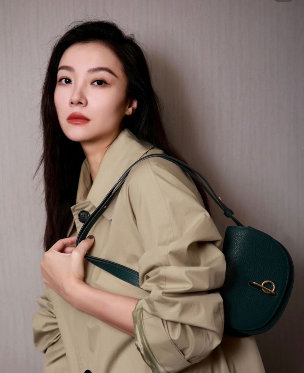 버버리 미니 로킹 홀스 백