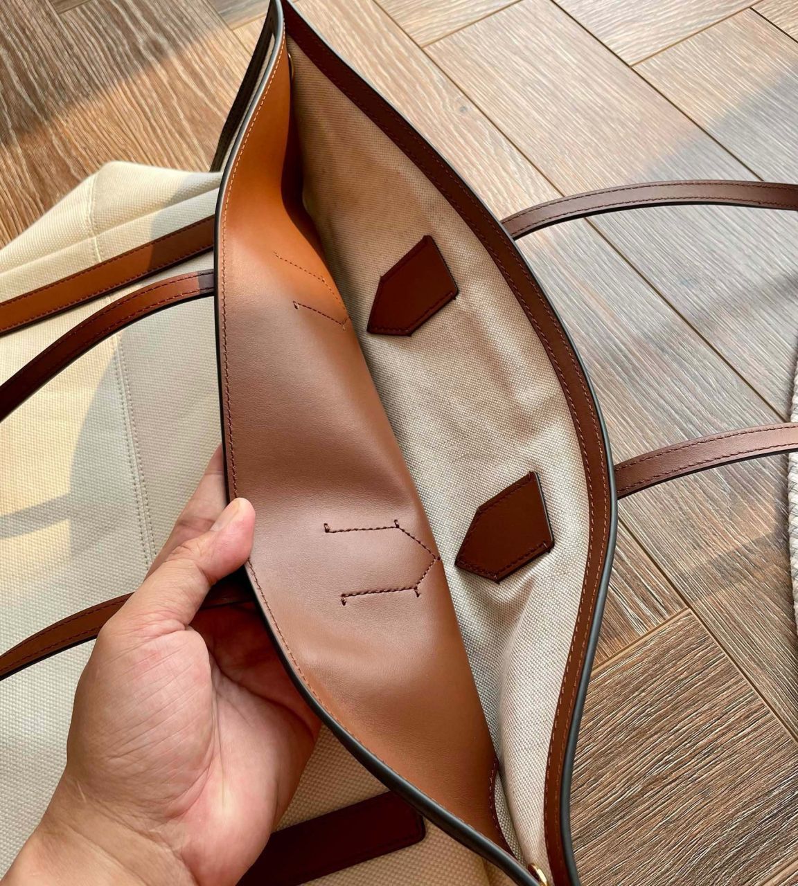 버버리 코튼 캔버스 소사이어티 토트백