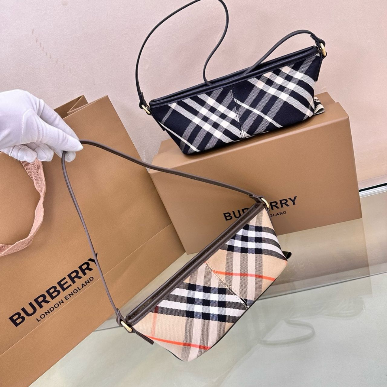 버버리 체크 미니백