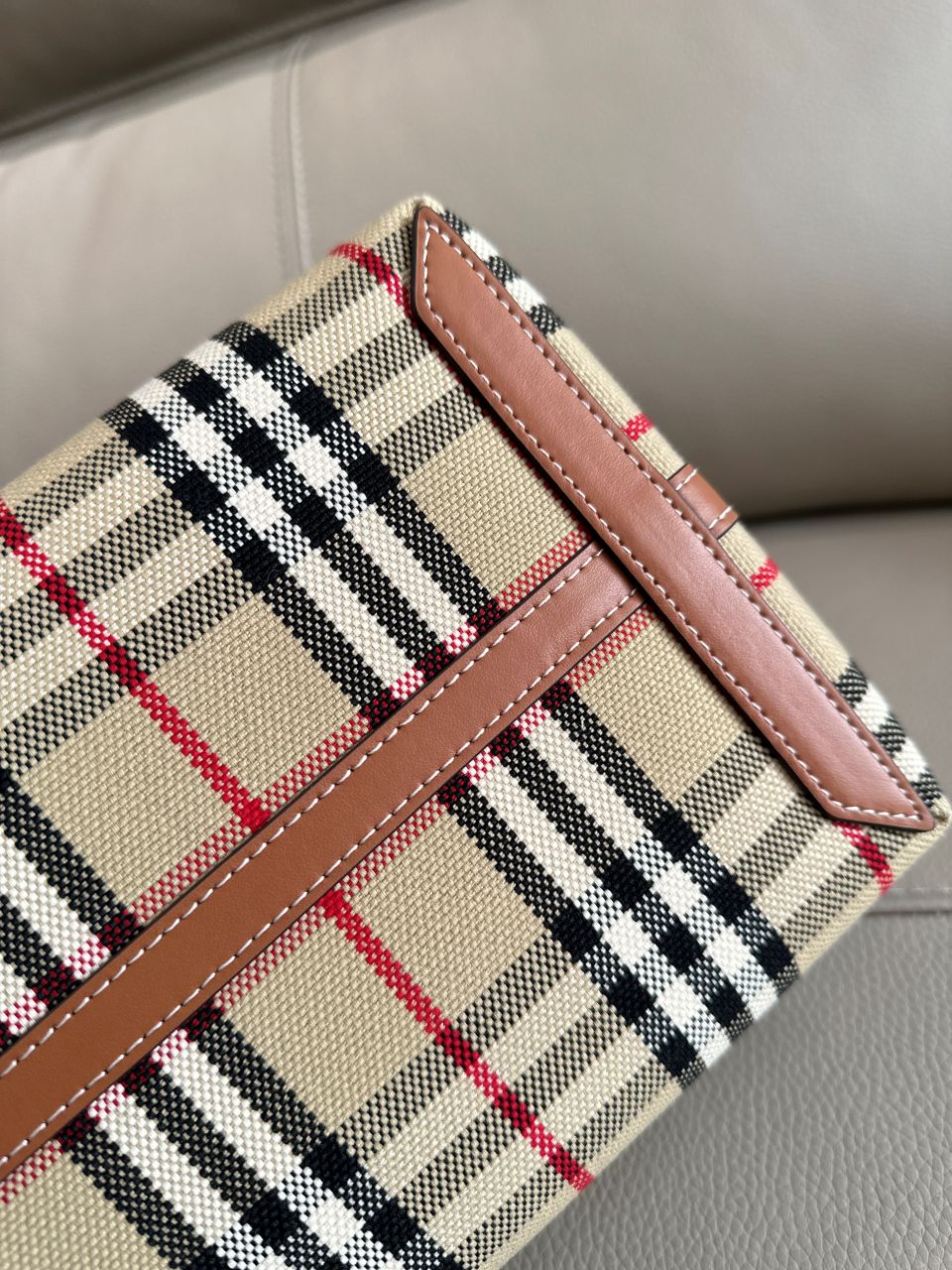 버버리 스몰 런던 토트백