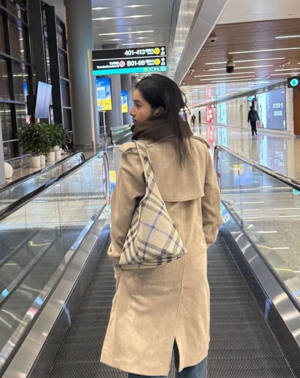 버버리 스몰 체크 니트 숄더 백