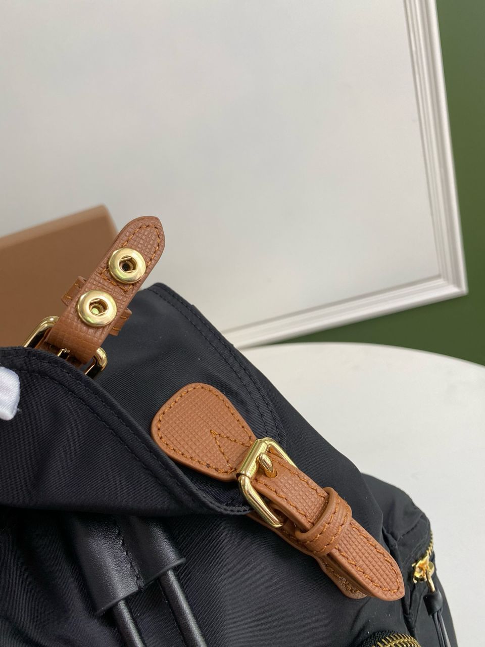 버버리 스몰 럭색 백팩