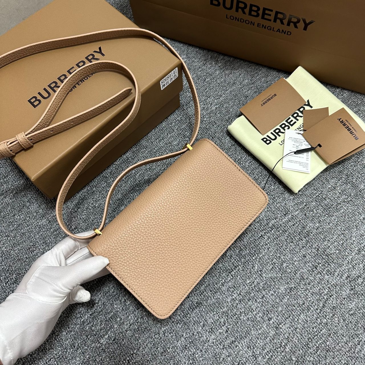 버버리 미니 TB 숄더백