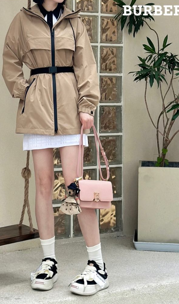 버버리 미니 TB 숄더백