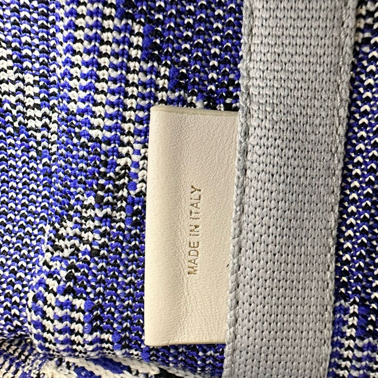 버버리 미니 체크 니트 토트백