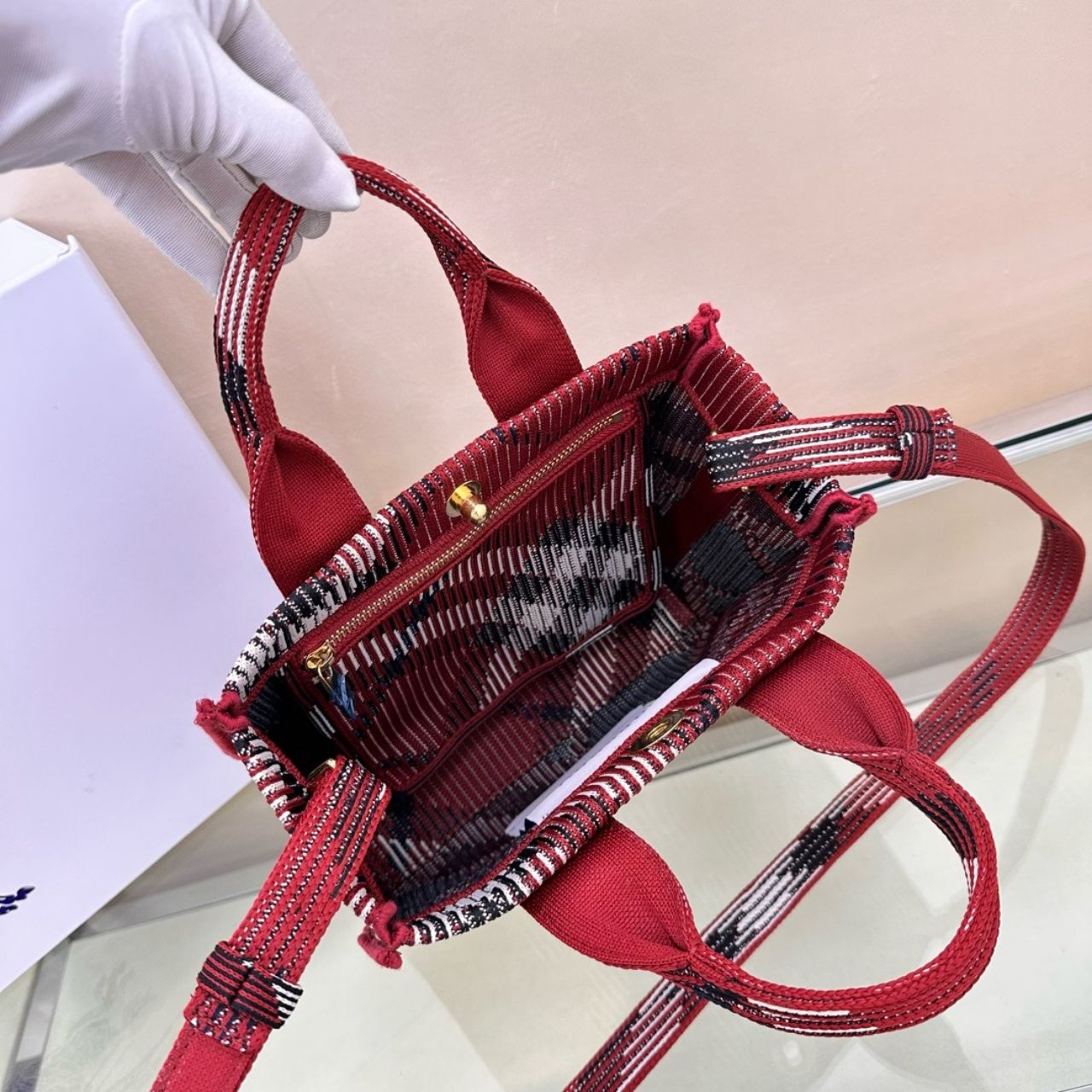 버버리 미니 체크 니트 토트백