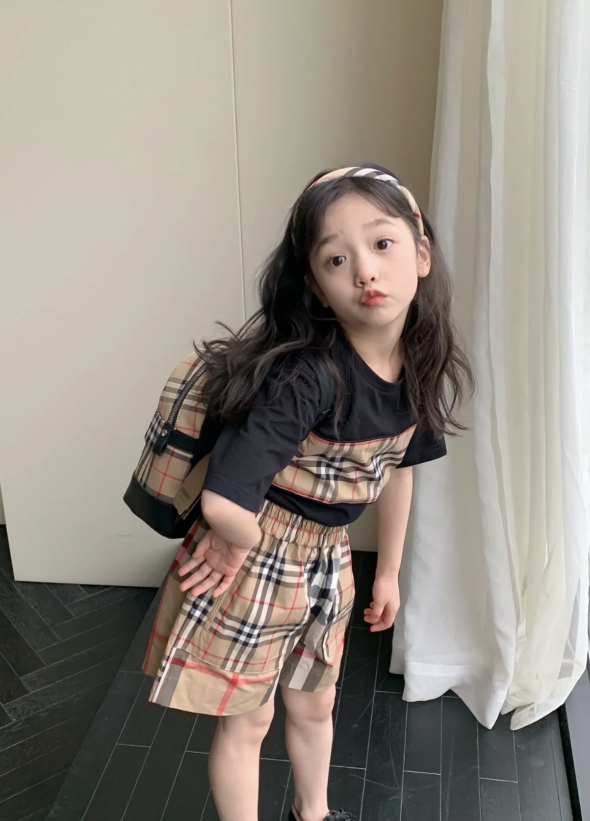버버리 아플리케 빈티지 키즈 체크 백팩