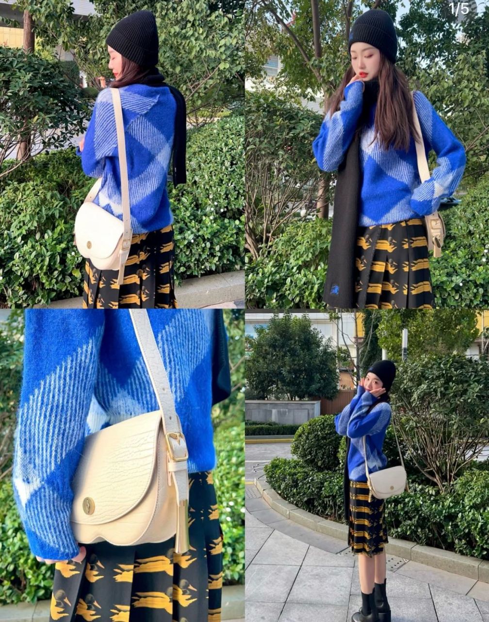 버버리 체스 레더 사첼백