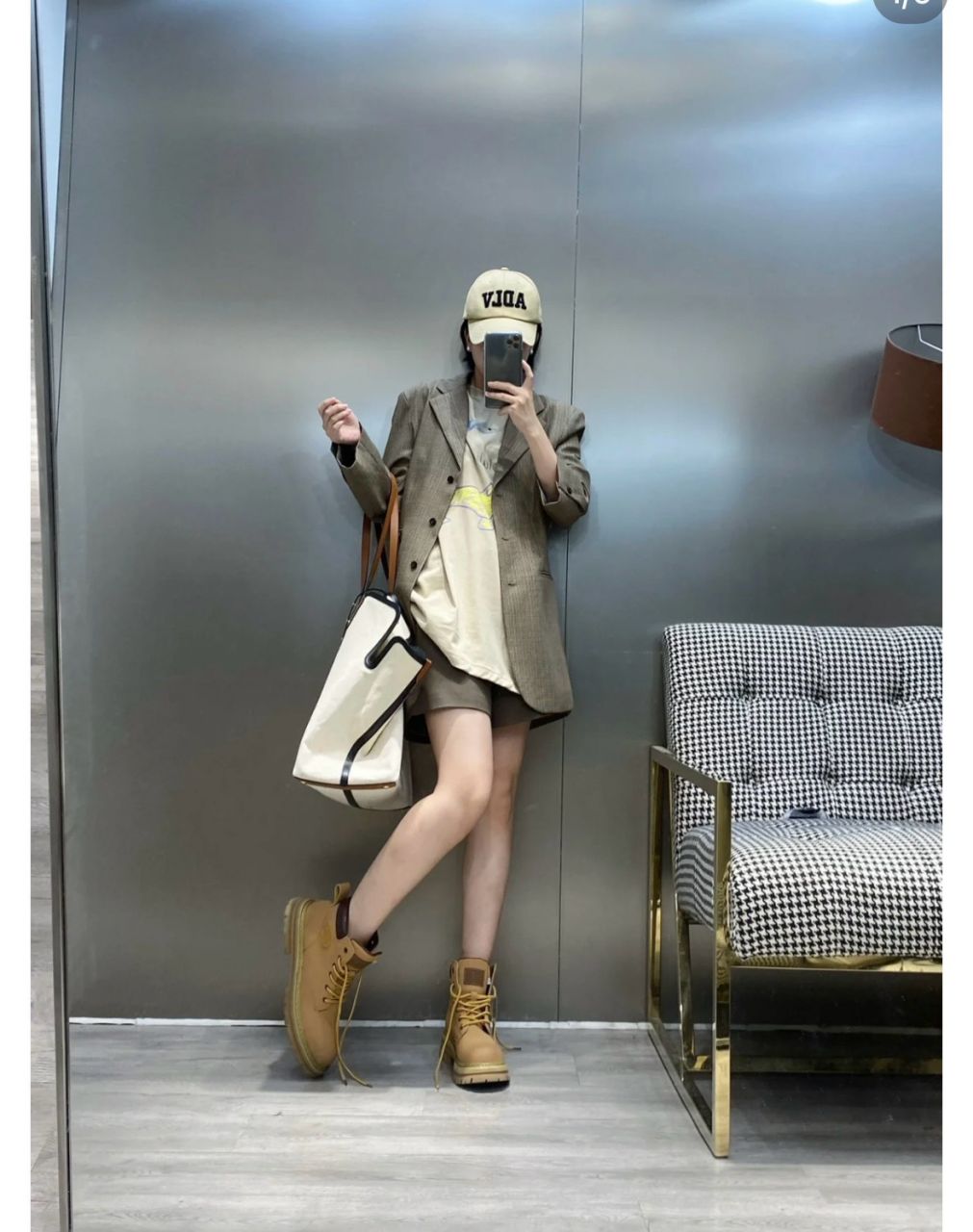 버버리 호스페리 미디엄 캔버스 쇼퍼백