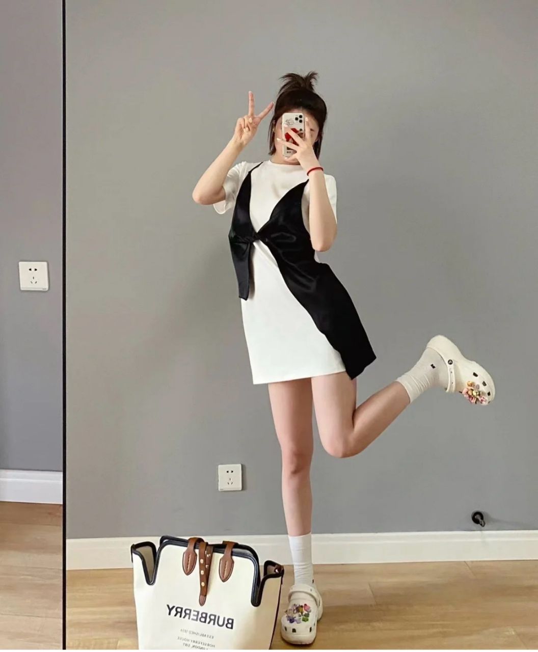 버버리 호스페리 스몰 캔버스 쇼퍼백
