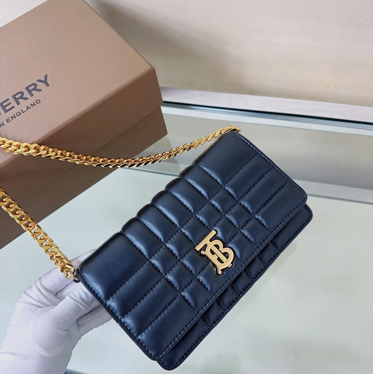 버버리 룰라 클러치백