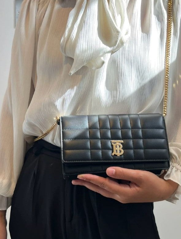 버버리 룰라 클러치백