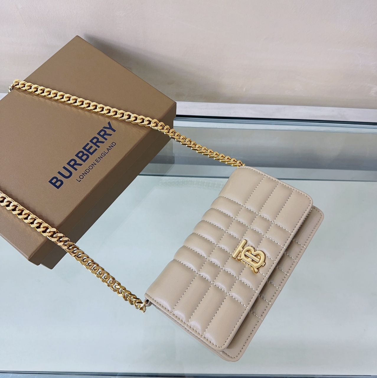 버버리 룰라 클러치백