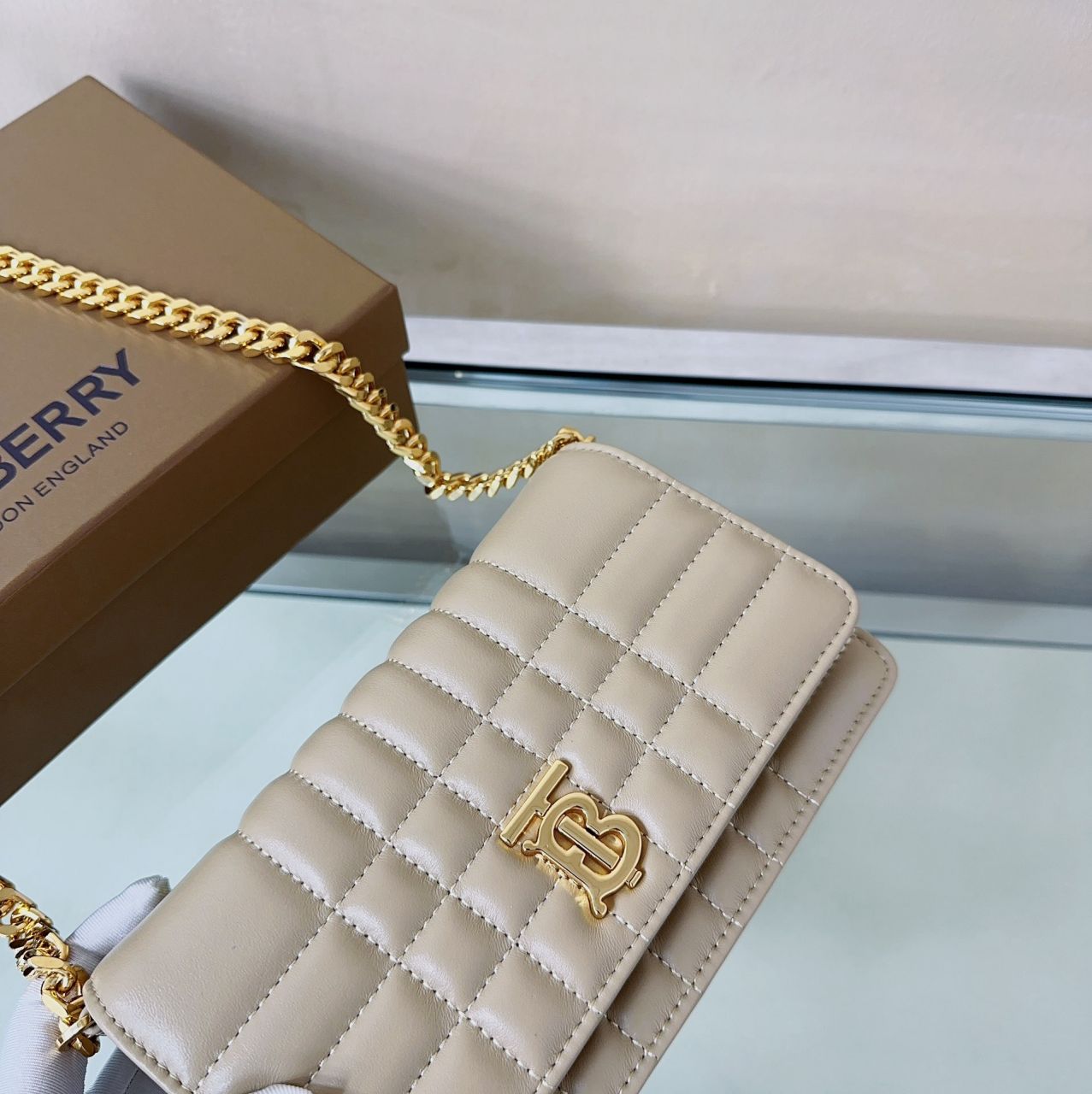 버버리 룰라 클러치백