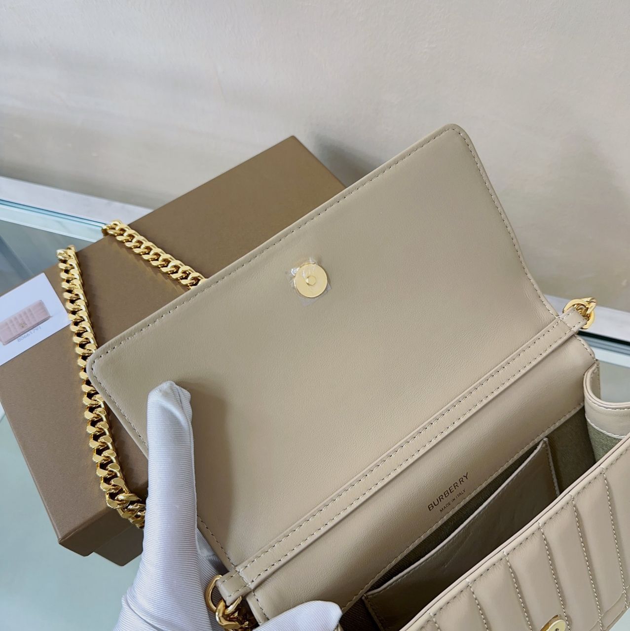 버버리 룰라 클러치백