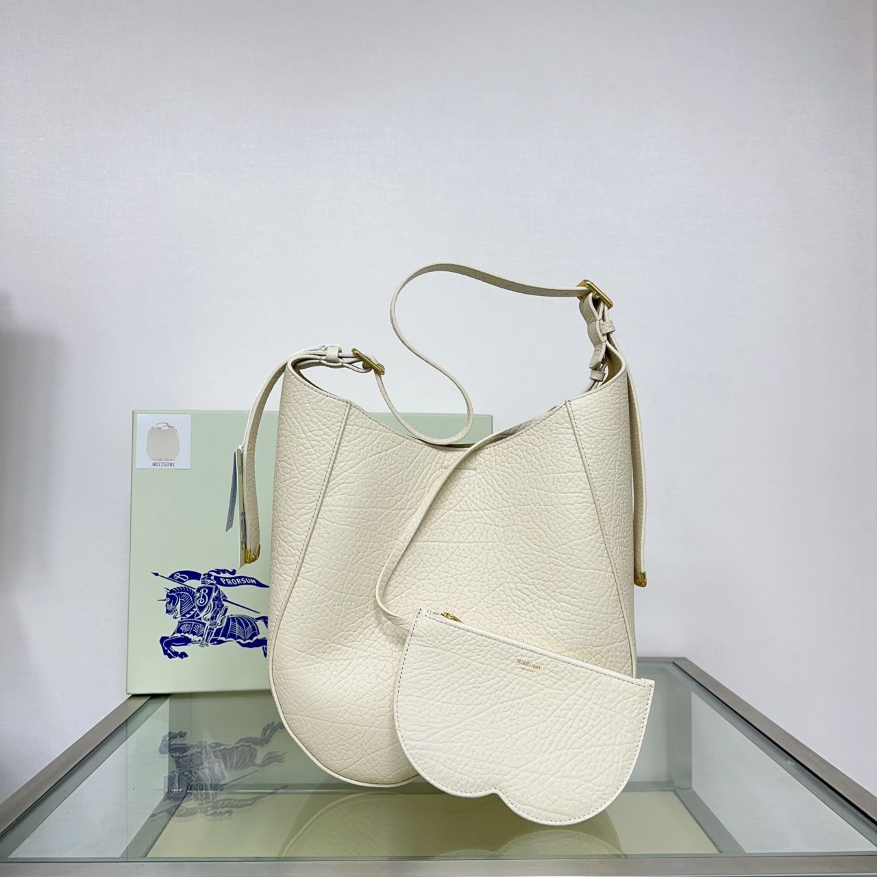 버버리 체스 가죽 미디엄 숄더백