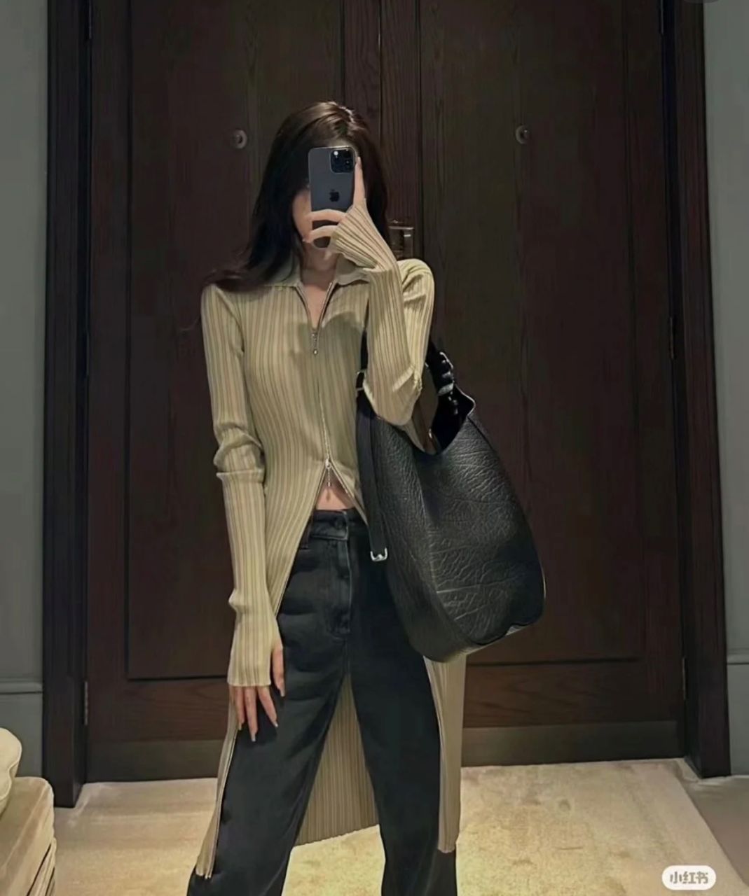 버버리 체스 가죽 미디엄 숄더백