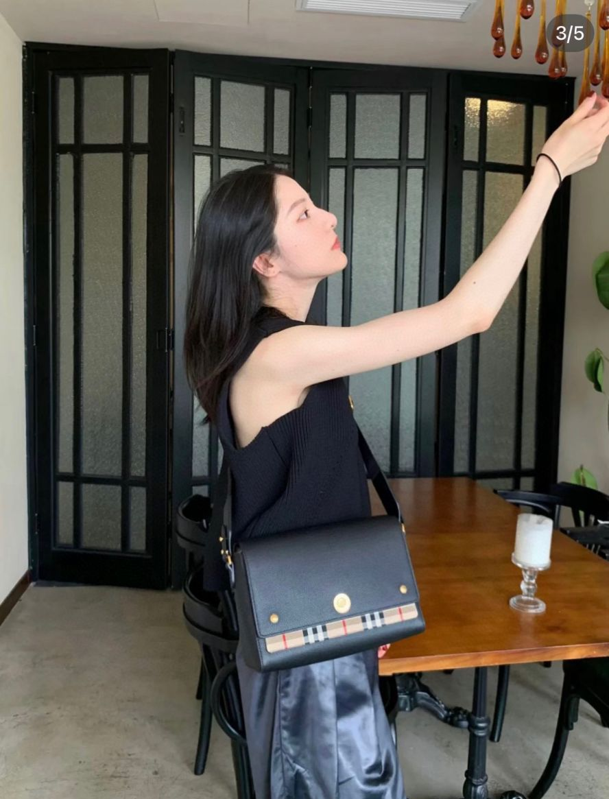 버버리 노트 크로스백