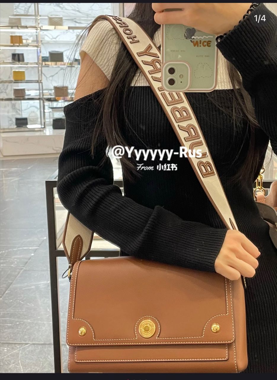 버버리 빈티지 노트 크로스백